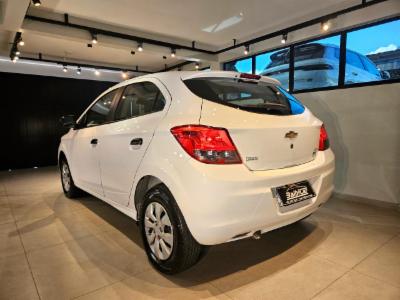 Onix hatch - thumb 3