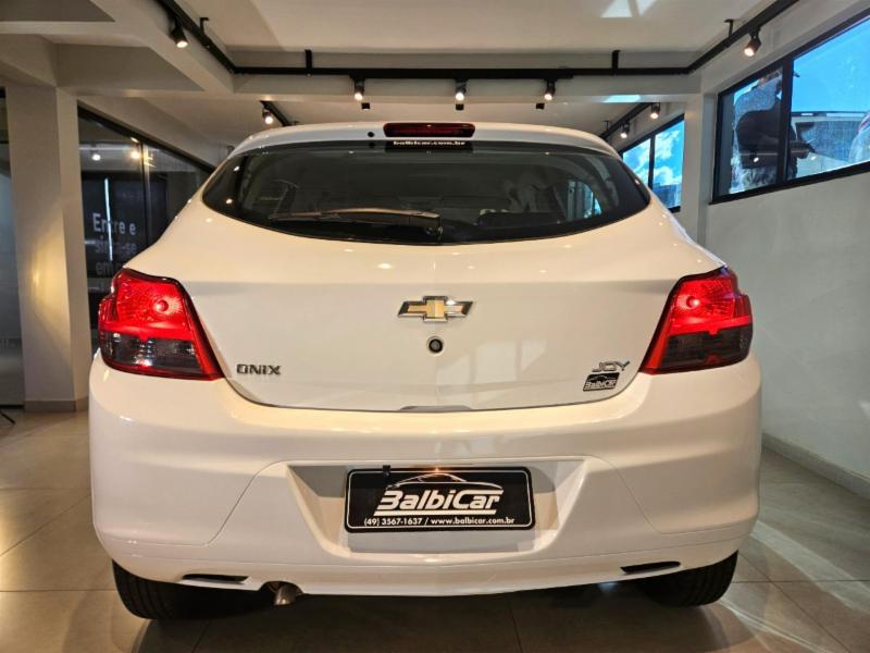 Chevrolet ONIX HATCH Joy 1.0 8V Flex 5p Mec. - foto 4