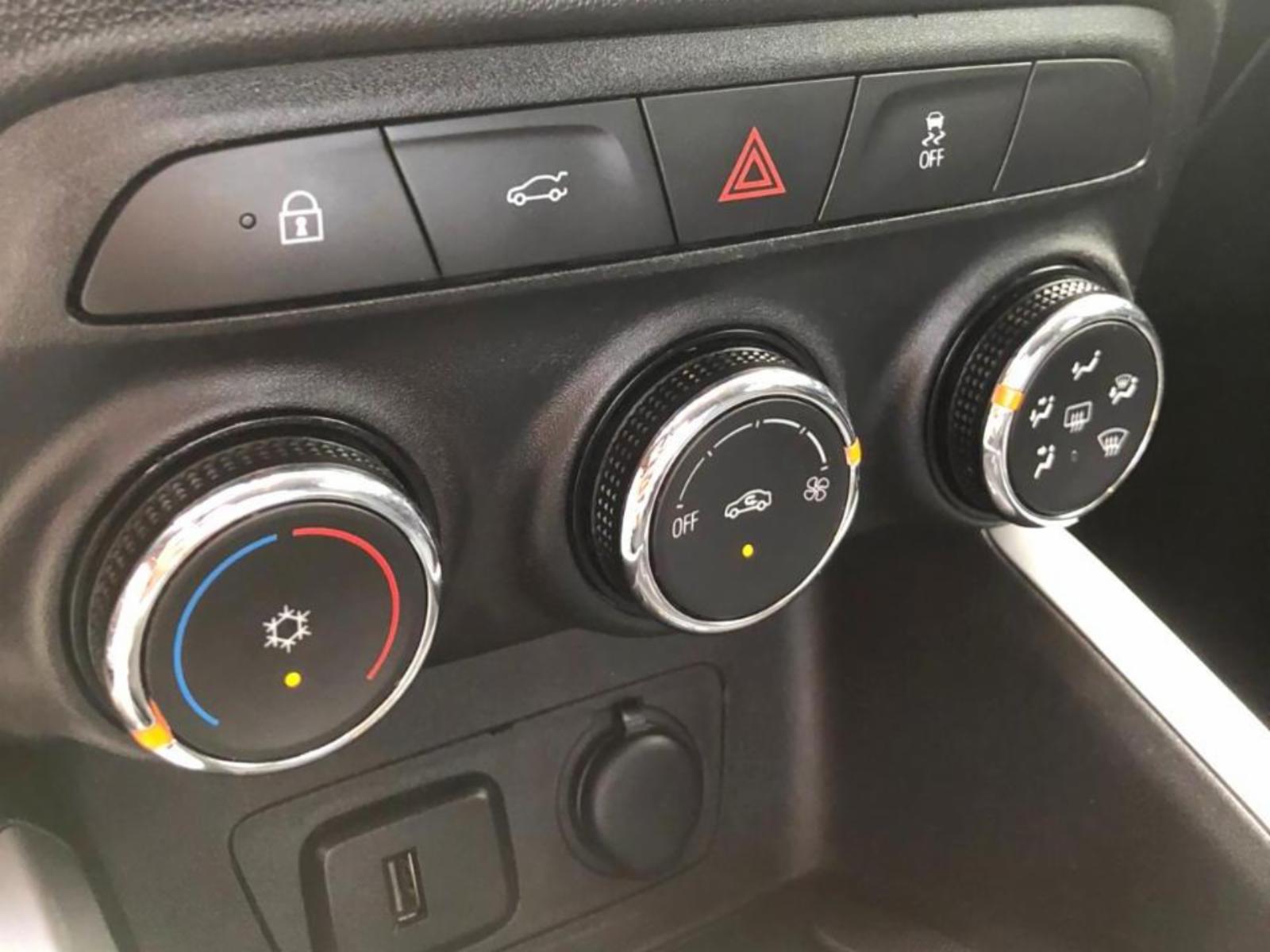 Onix sedan - foto 10