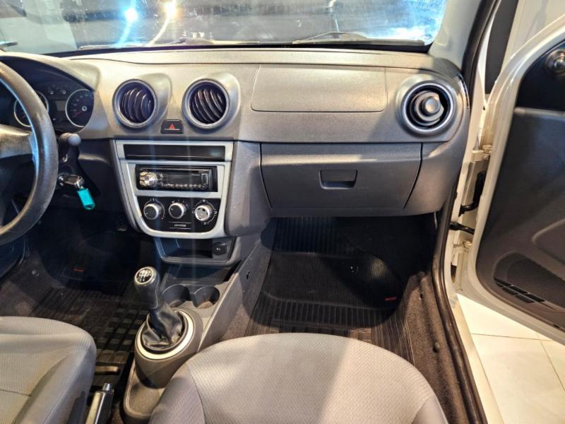 Volkswagen Saveiro 1.6 Mi Total Flex 8V CE - foto 10