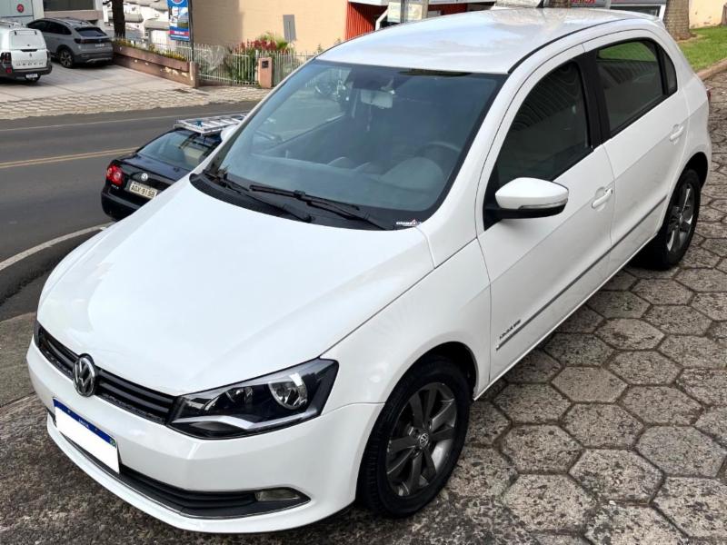 Volkswagen Gol (novo) 1.6 Power/Highi T.Flex 8v 4P