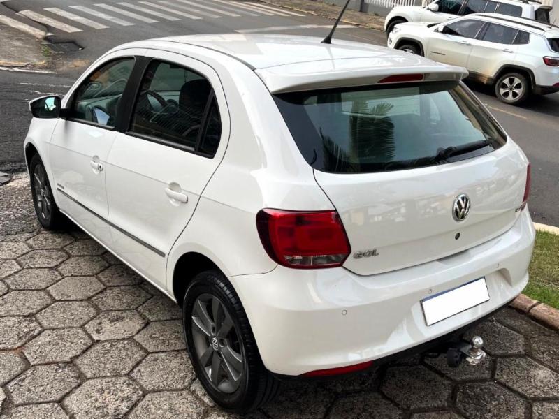 Volkswagen Gol (novo) 1.6 Power/Highi T.Flex 8v 4P - foto 4