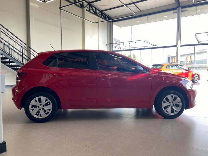 Volkswagen Polo 1.0 Flex 12V 5p - foto 4