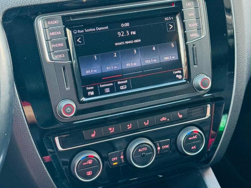 Volkswagen JETTA Highline 2.0 TSI 16V 4p Tiptronic - foto 8