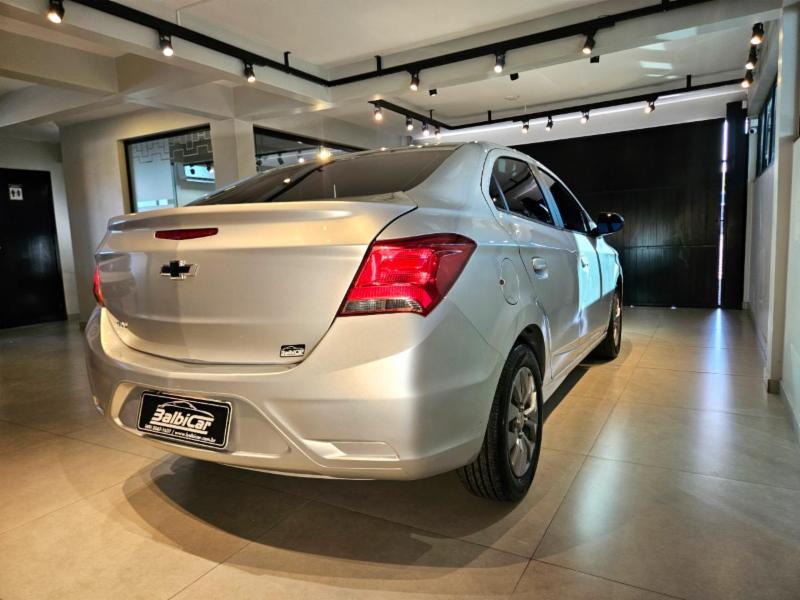 Chevrolet JOY Plus Black Ed.1.0 8V 4p Flex Mec. - foto 6