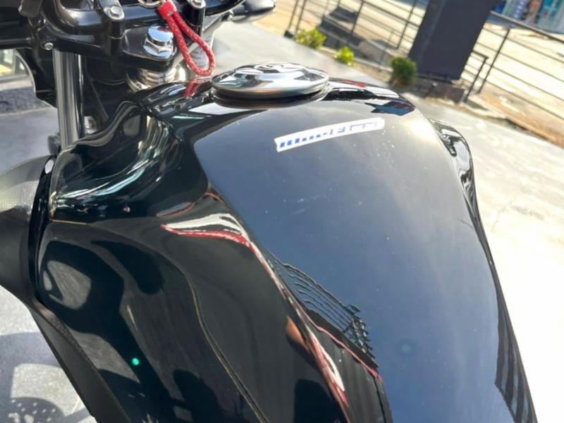 Yamaha YBR 125i FACTOR ED/FLEX - foto 4