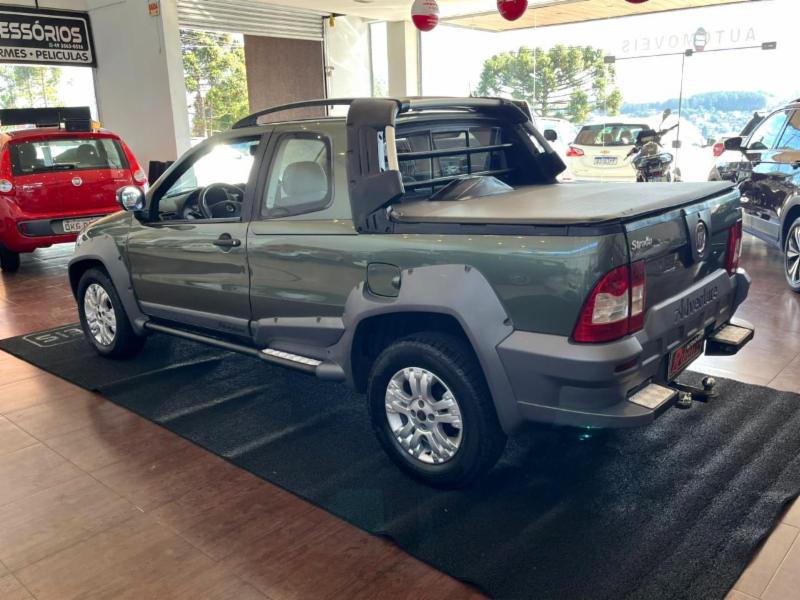 Fiat Strada Adventure1.8/ 1.8 LOCKER Flex CD - foto 8