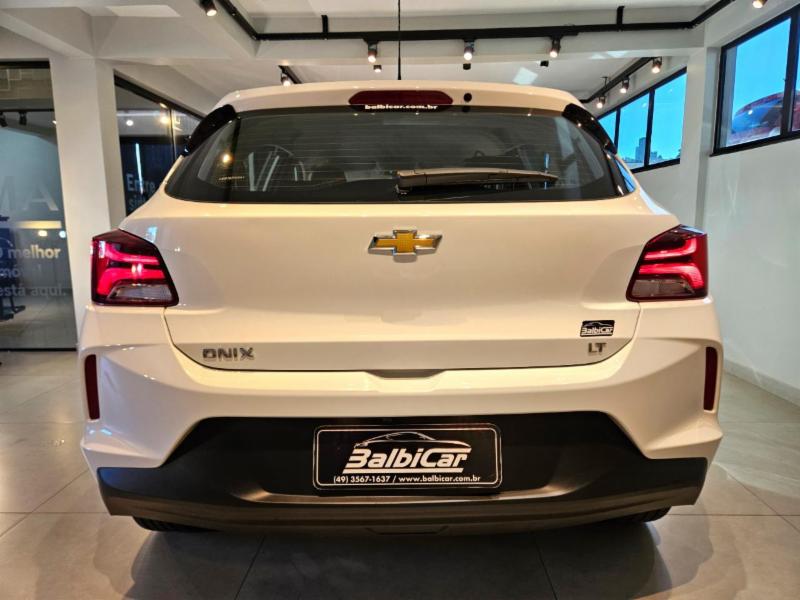 Chevrolet ONIX HATCH LT 1.0 12V Flex 5p Mec. - foto 4