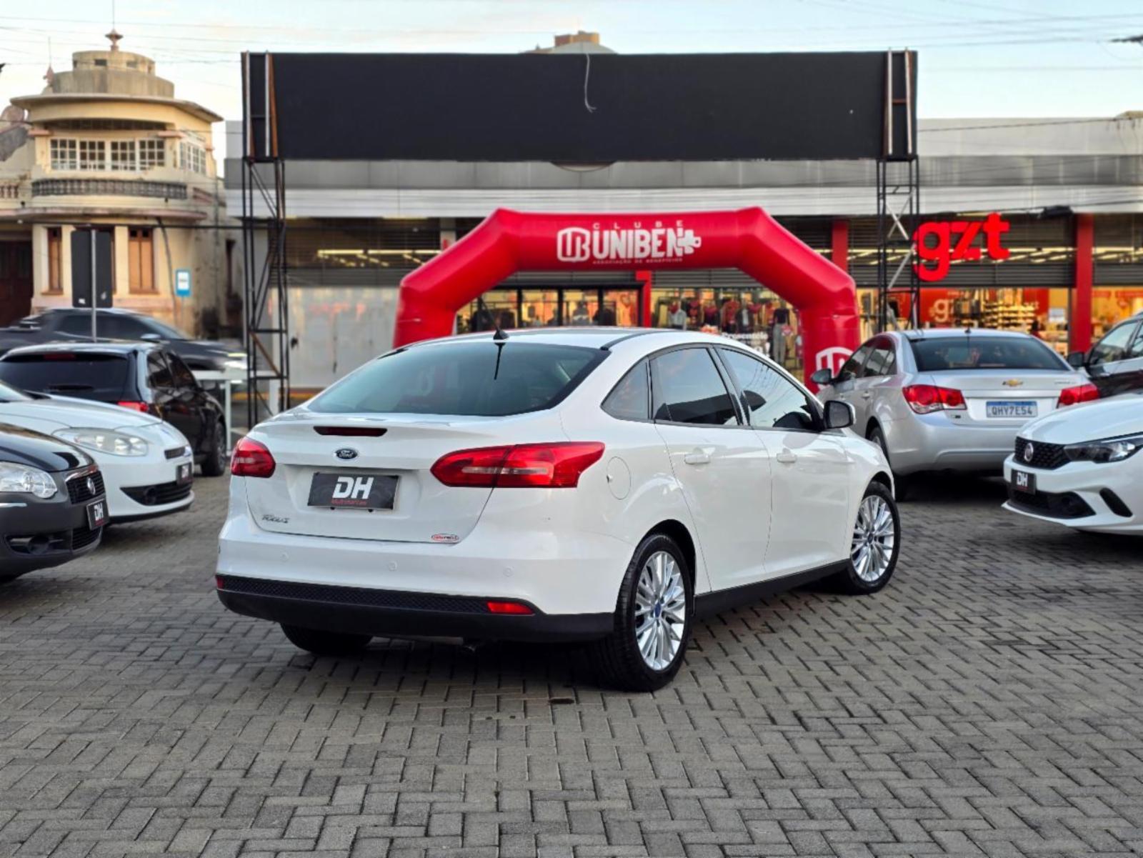 Focus fastback - foto 4