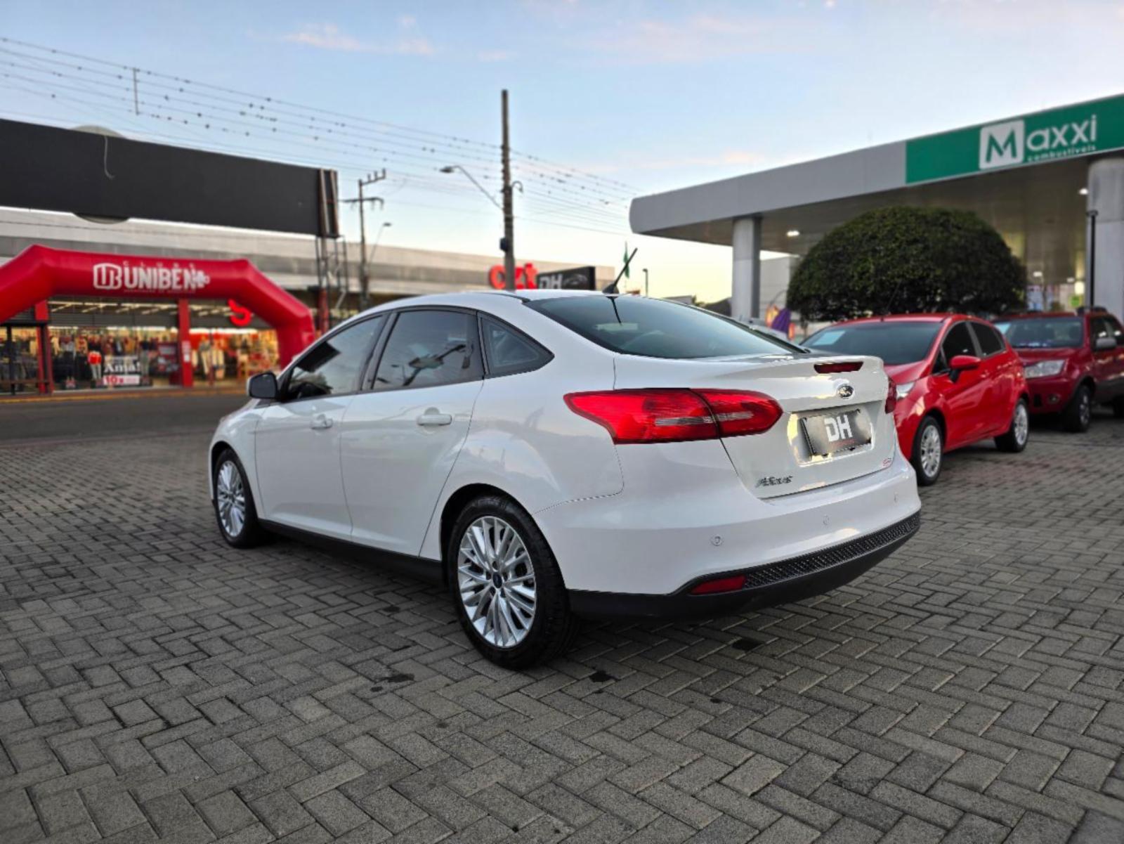 Focus fastback - foto 7