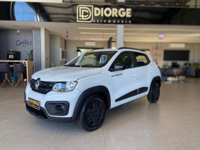 Renault KWID OUTSIDER 1.0 Flex 12V 5p Mec.