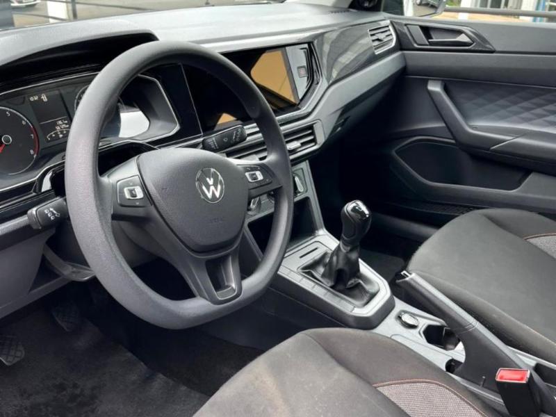 Volkswagen Polo Track 1.0 Flex 12V 5p - foto 3