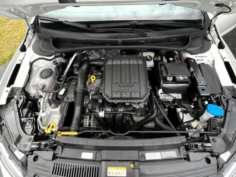 Volkswagen Polo Track 1.0 Flex 12V 5p - foto 15