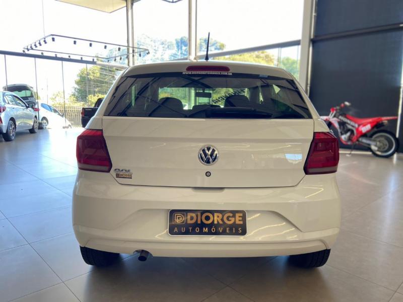 Volkswagen Gol 1.0 Flex 12V 5p - foto 5