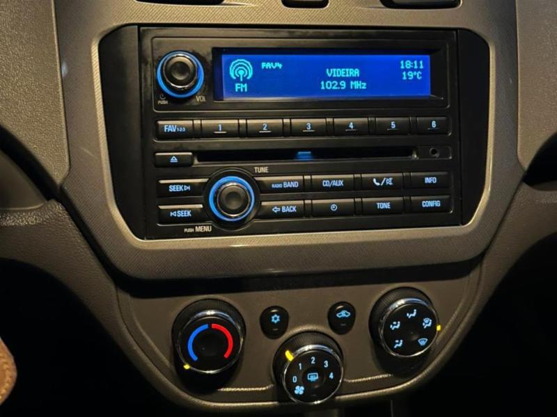 Chevrolet COBALT LT 1.8 8V Econo.Flex 4p Aut. - foto 18