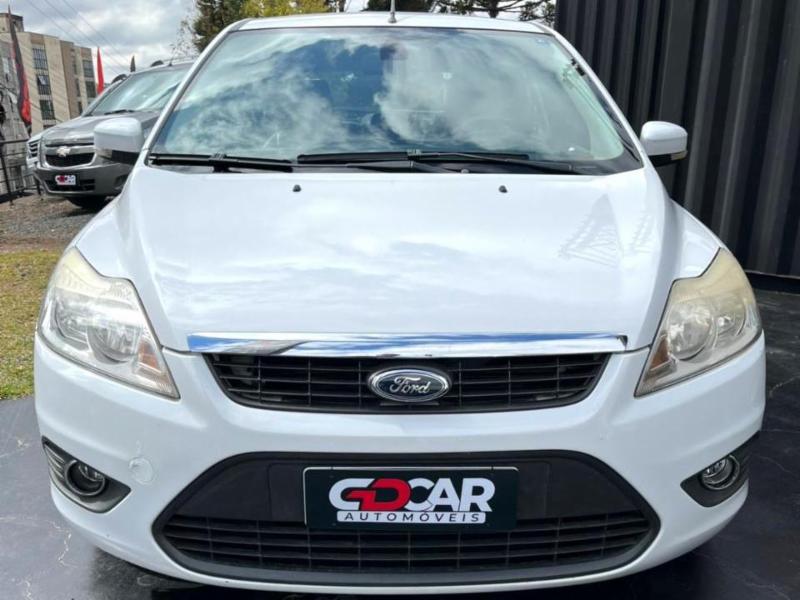 Ford Focus 2.0 16V/SE/SE Plus Flex 5p Aut. - foto 2