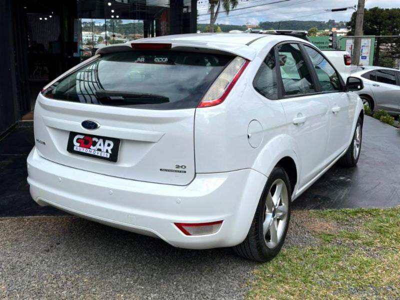 Ford Focus 2.0 16V/SE/SE Plus Flex 5p Aut. - foto 12