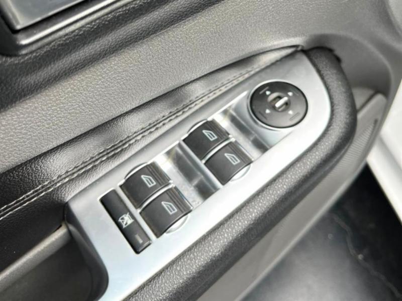 Ford Focus 2.0 16V/SE/SE Plus Flex 5p Aut. - foto 3