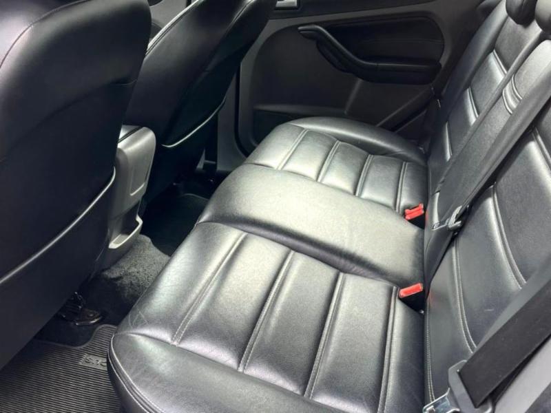 Ford Focus 2.0 16V/SE/SE Plus Flex 5p Aut. - foto 5