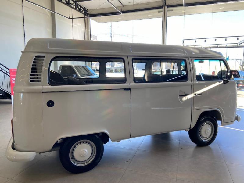 Volkswagen Kombi Furgão 1.4 Mi Total Flex 8V - foto 4