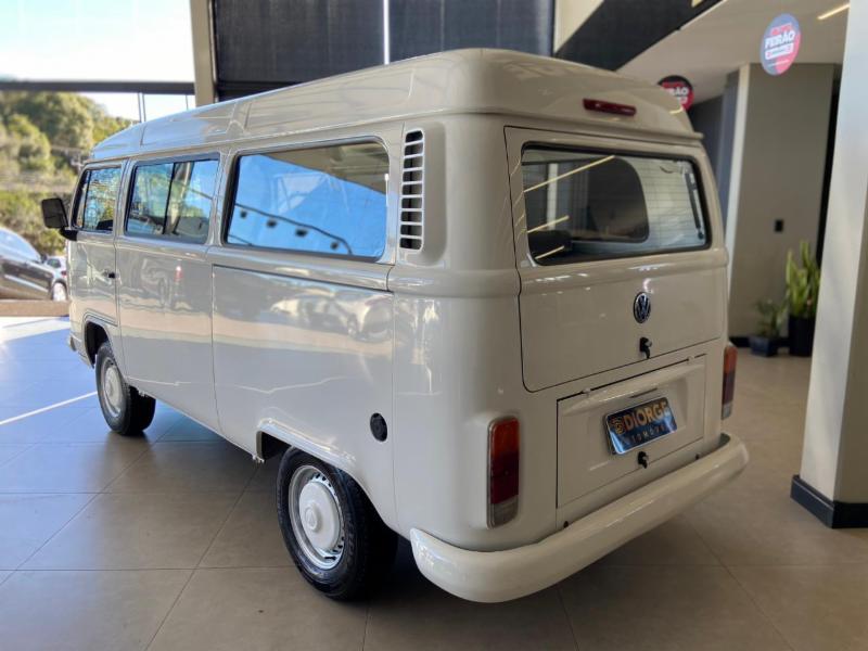 Volkswagen Kombi Furgão 1.4 Mi Total Flex 8V - foto 6