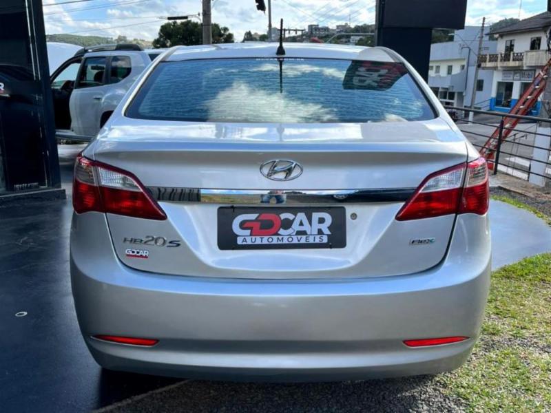 Hyundai HB20S C.Plus/C.Style1.0 Flex 12V Mec. 4P - foto 12