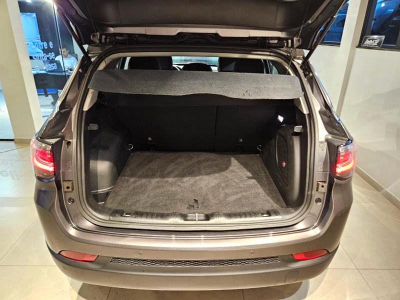 Jeep COMPASS LONG. T270 1.3 TB 4x2 Flex Aut. - foto 14