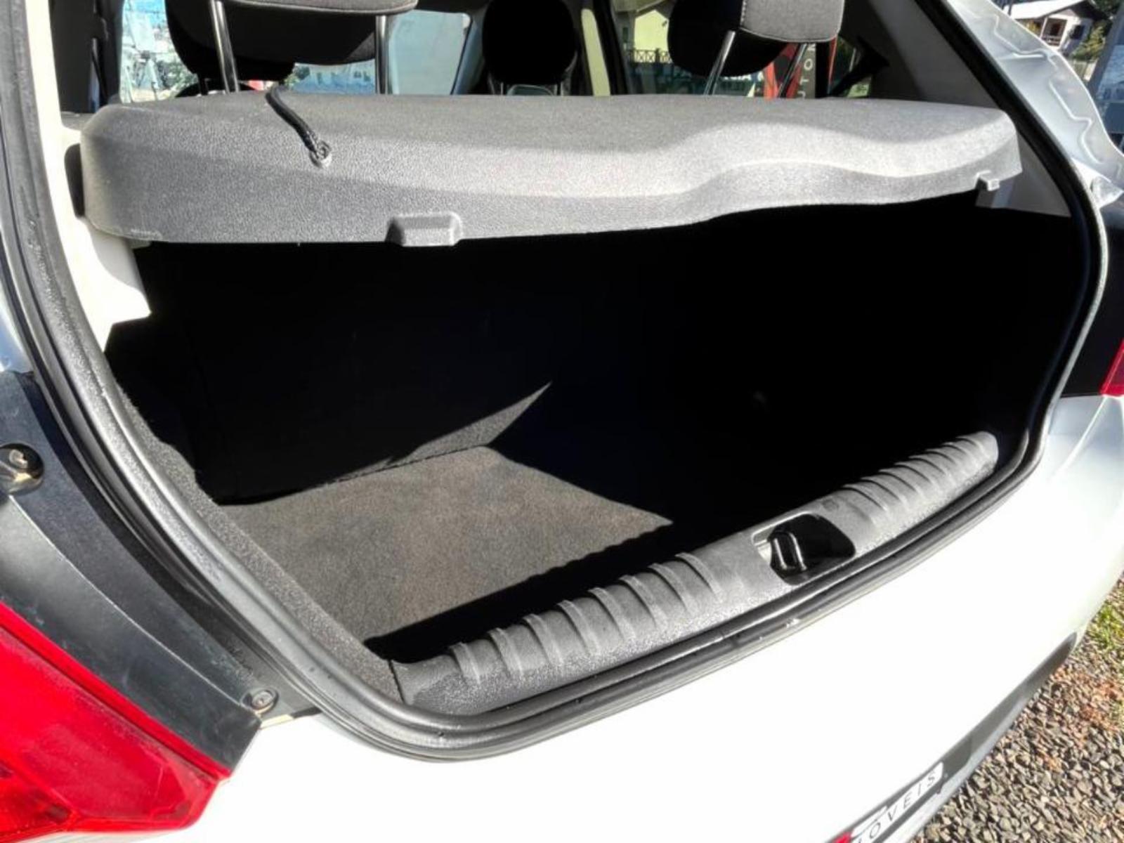 Onix hatch - foto 8