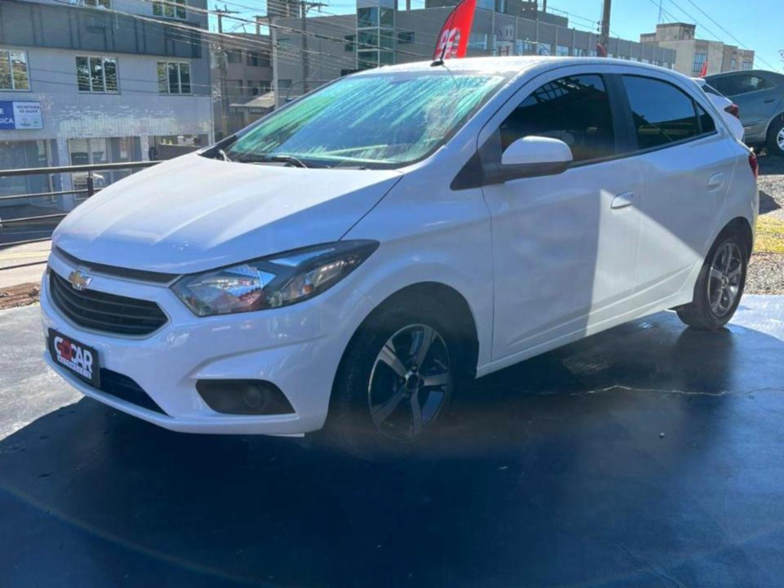 Onix hatch - foto 2
