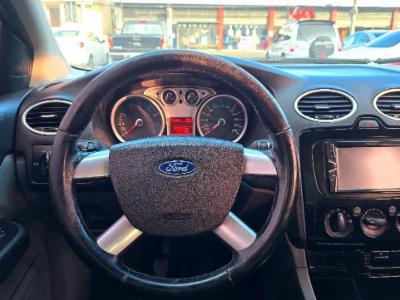 Focus sedan - thumb 15