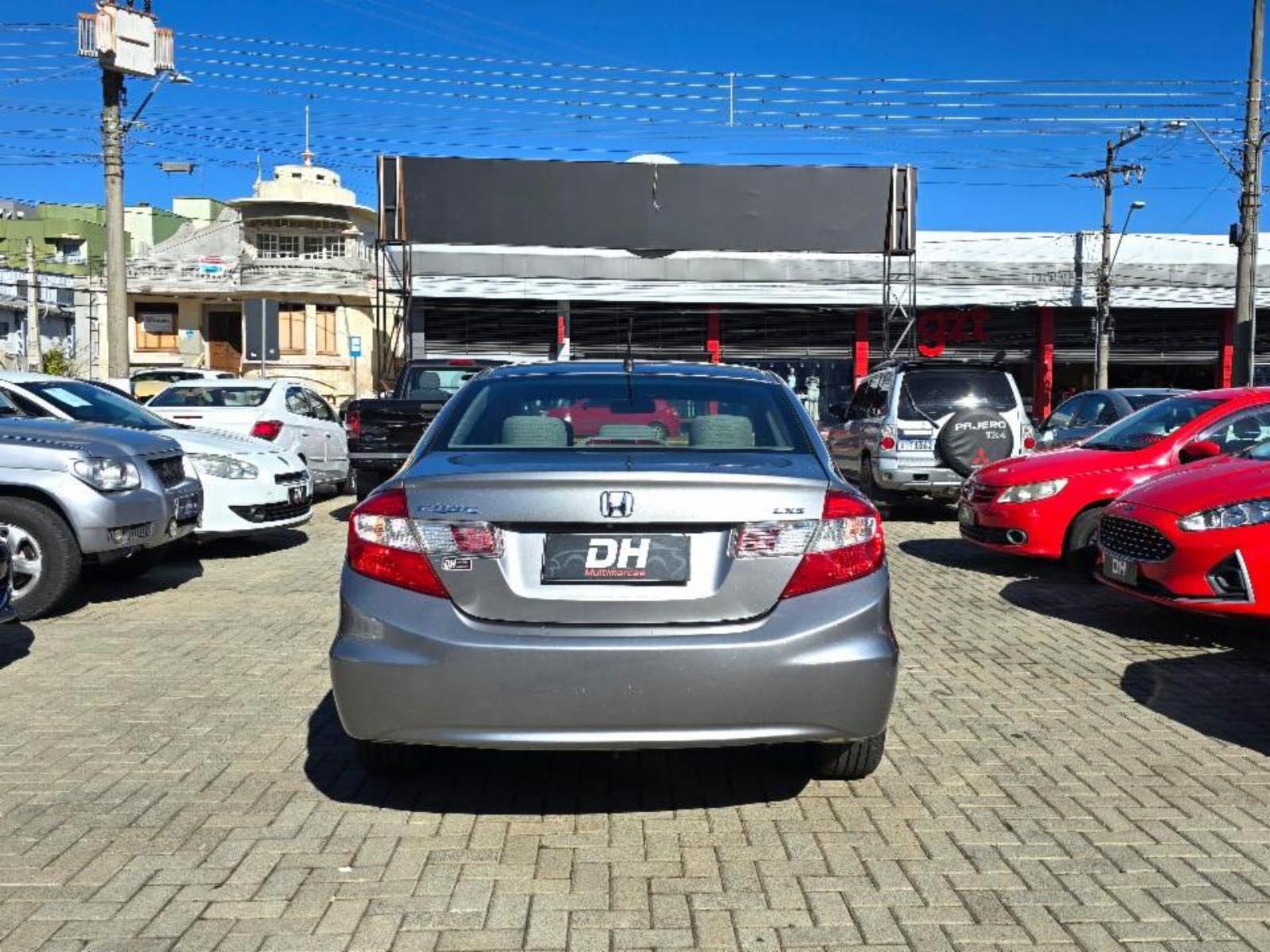 Civic sedan - foto 2