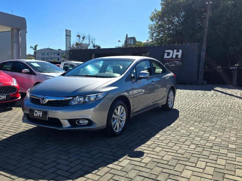 Honda Civic Sedan LXS 1.8/1.8 Flex 16V Aut. 4p - foto 5