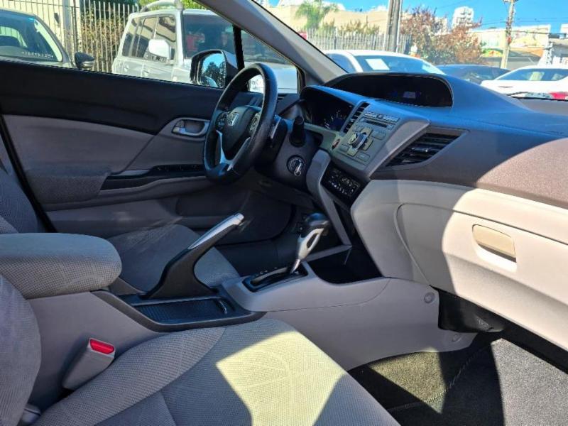 Honda Civic Sedan LXS 1.8/1.8 Flex 16V Aut. 4p - foto 12