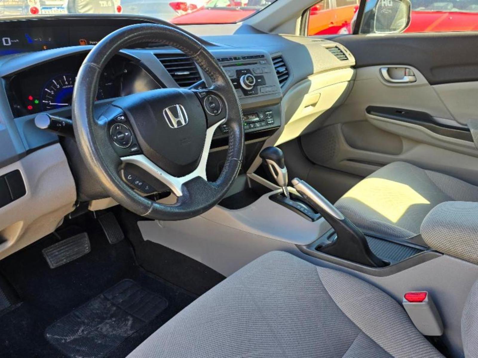 Civic sedan - foto 14