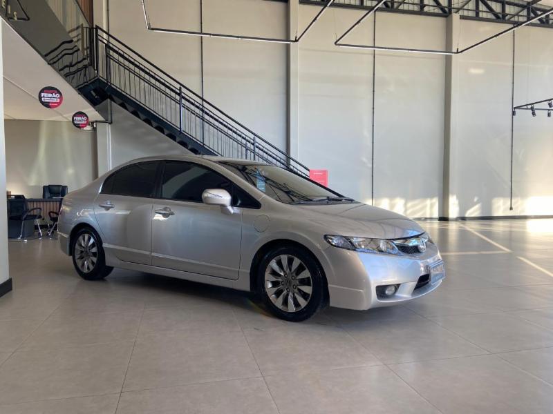 Honda Civic Sedan LXS 1.8/1.8 Flex 16V Aut. 4p - foto 3