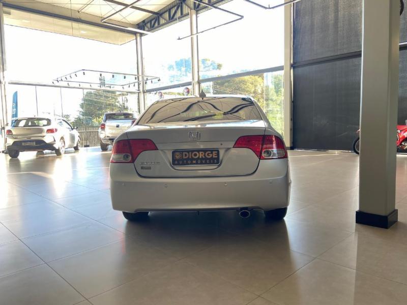Honda Civic Sedan LXS 1.8/1.8 Flex 16V Aut. 4p - foto 5