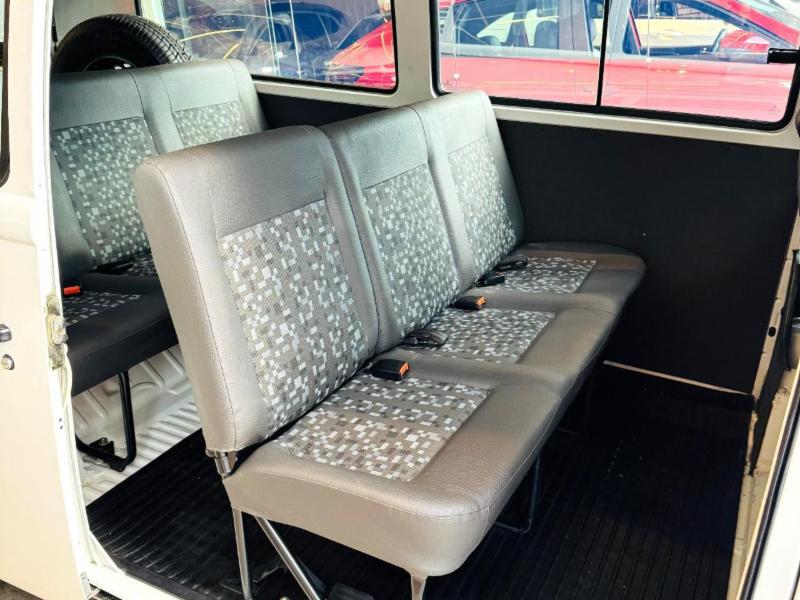Volkswagen Kombi Lotação 1.6 MPi - foto 4