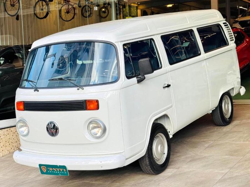 Volkswagen Kombi Lotação 1.6 MPi - foto 16
