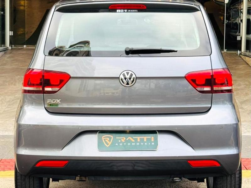 Volkswagen Fox Connect 1.6 Flex 8V 5p - foto 9