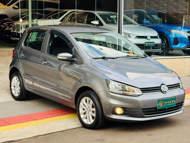 Volkswagen Fox Connect 1.6 Flex 8V 5p - foto 17